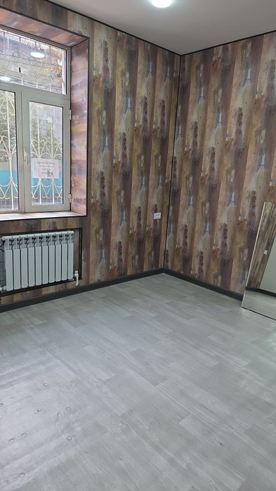 Сдаются комнаты под офис, кабинет.Чирчик. Центр.  9-я школа