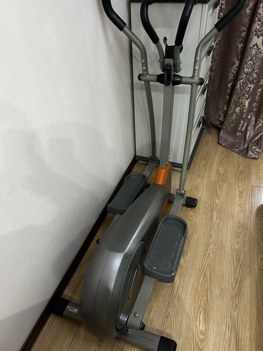 Продам тренажер, в отличном состоянии, пользовались несколько раз .