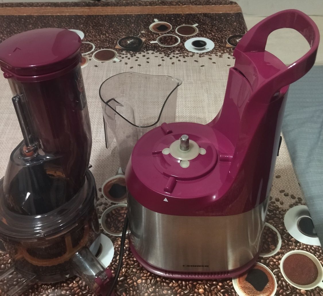 Slow juicer / Storcător de fructe și legume Heinner