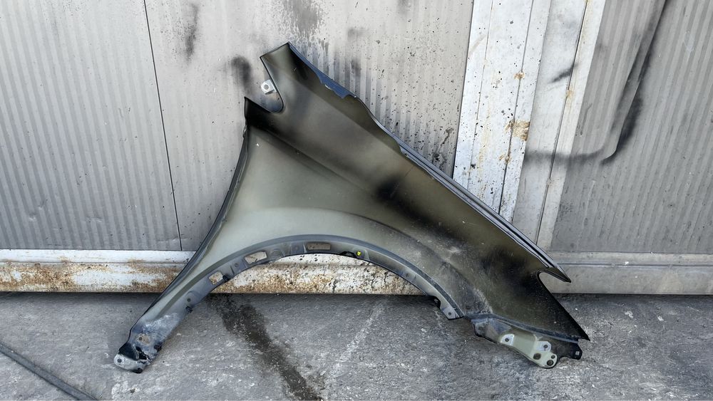 Ляв калник Toyota RAV 4 xa40 (2013-2018)