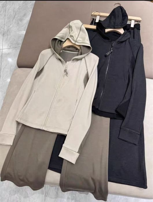 Костюм Brunello Cucineli новый