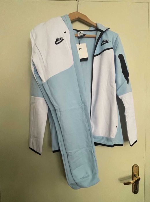 Nike Tech Fleece Unisex Детски Спортни Екипи! Горнище и Долнище!