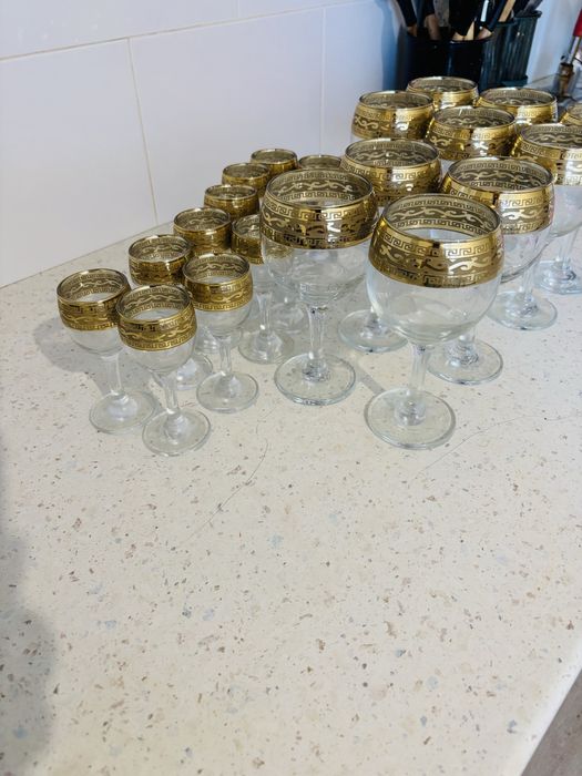 Бокалы 10шт, рюмки 10шт