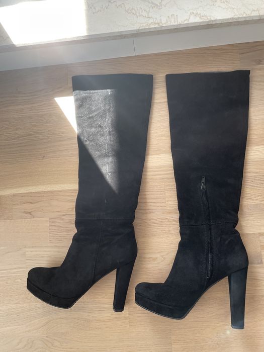 Cizme piele intoarsa