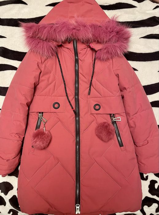 Зимняя куртка на девочку, 146 см