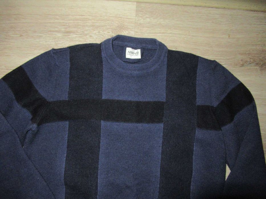 ARMANI--Оригинален пуловер--134 номер
