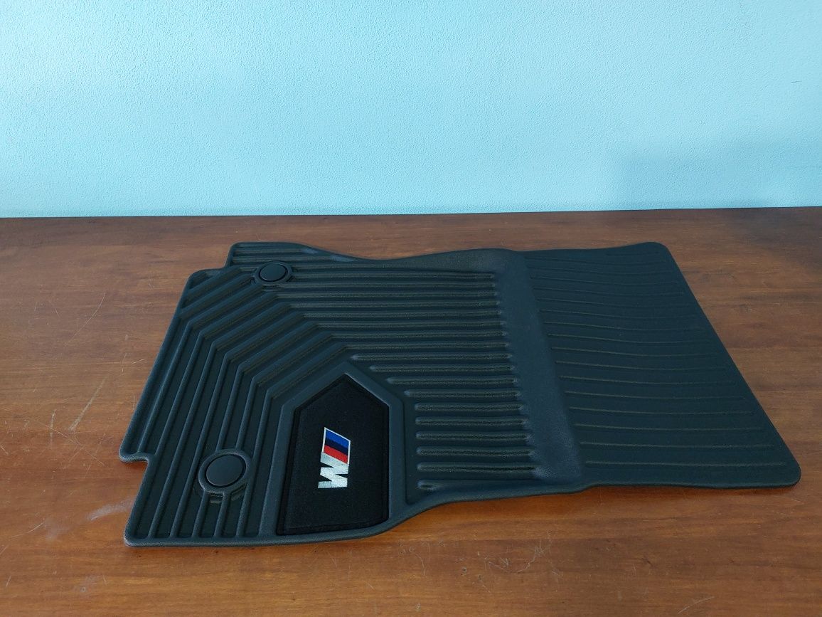 Covorase auto (presuri) tip tavita dedicate BMW SERIA 7 G70