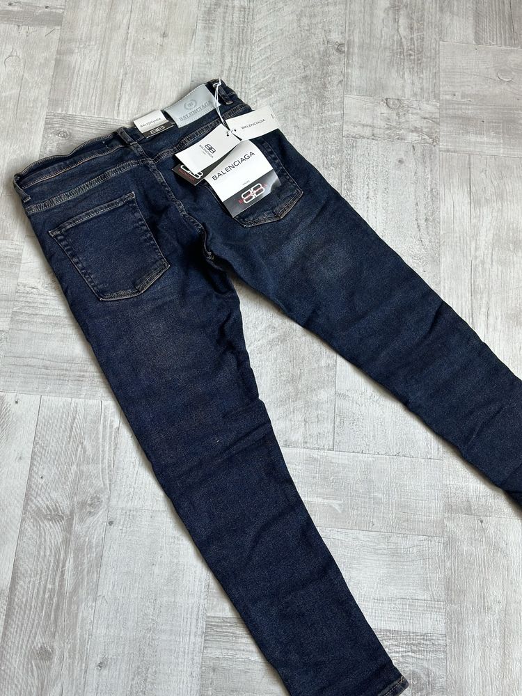 Blugi Balenciaga jeans