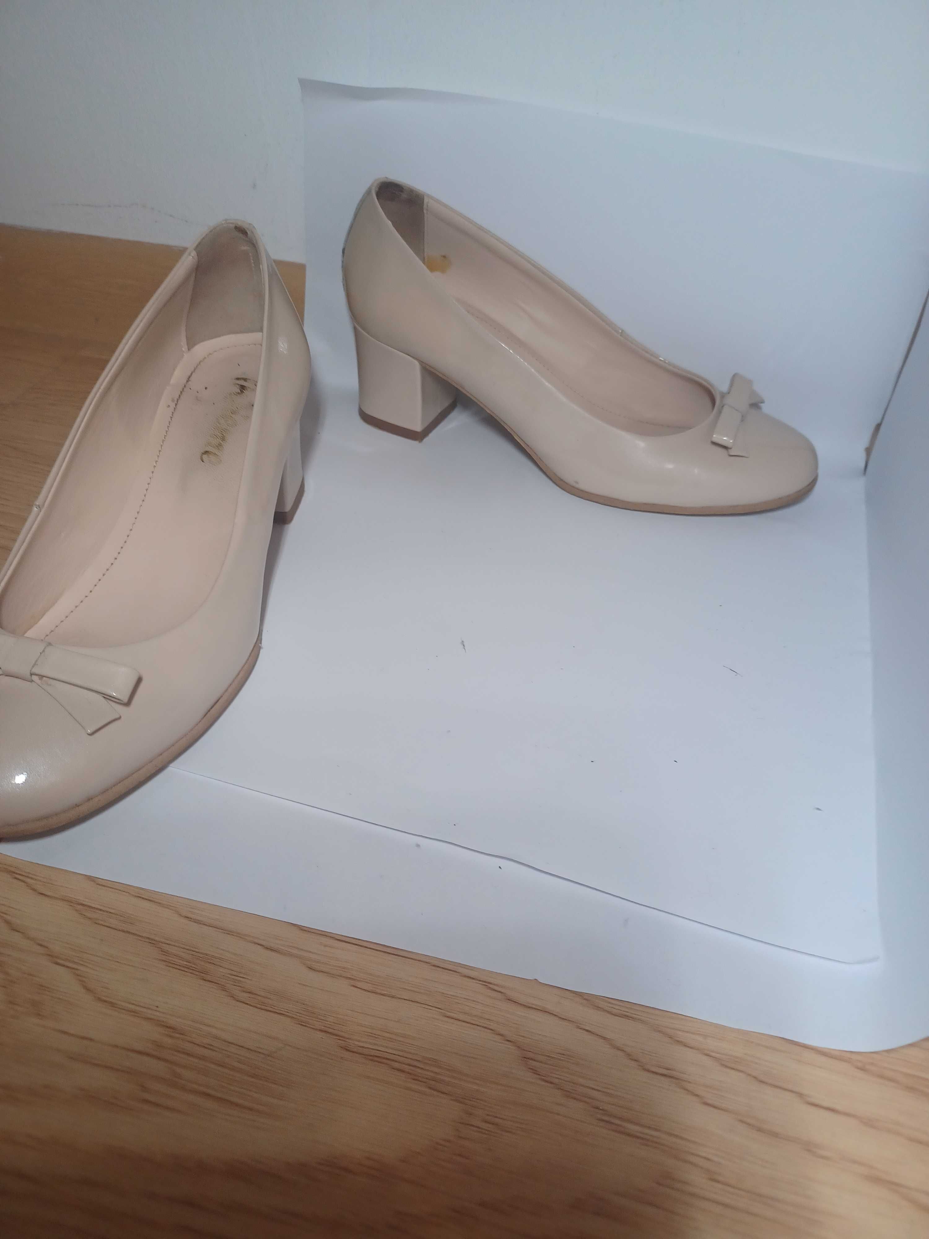 Pantofi eleganti dama