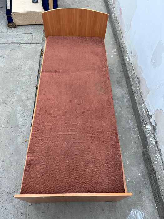 Бір адамдық диван