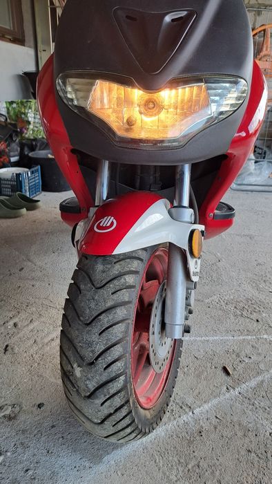 Scuter Aiyumo 50 cc
