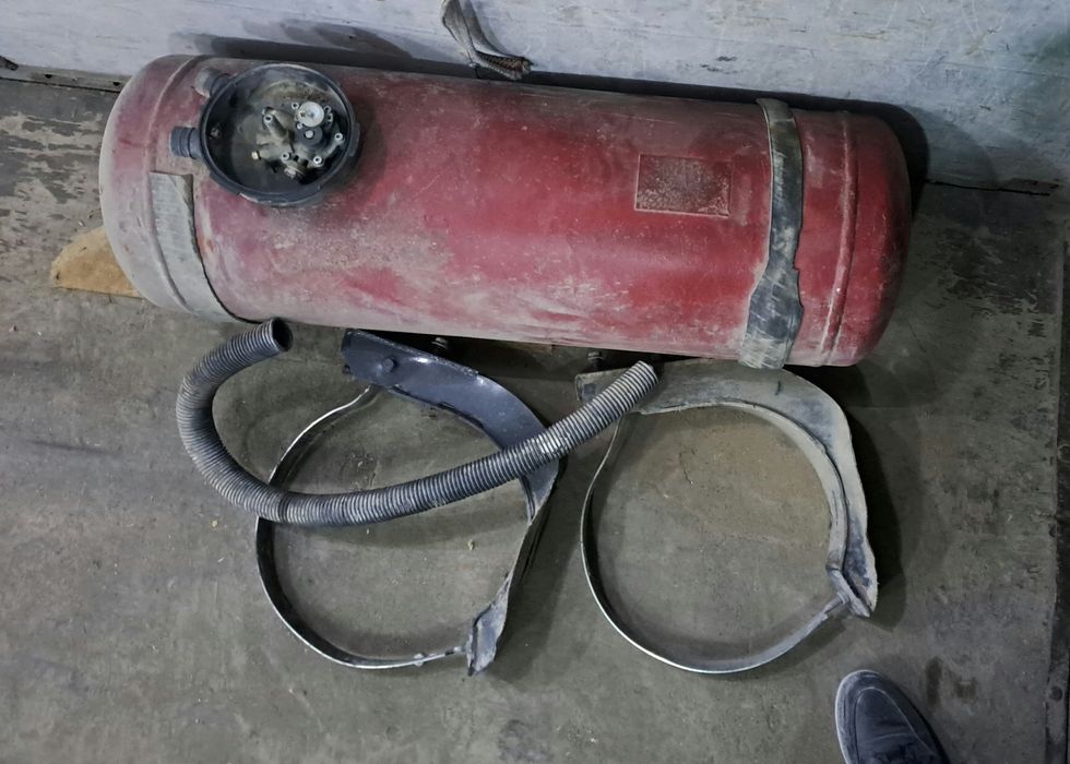 ГБО балон 60 литр сатылады дайын хамутымен