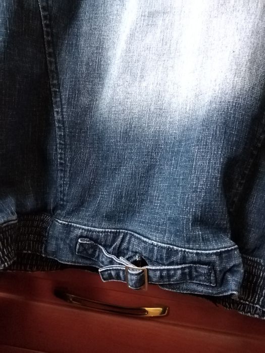 Тъмно синьо дънково яке