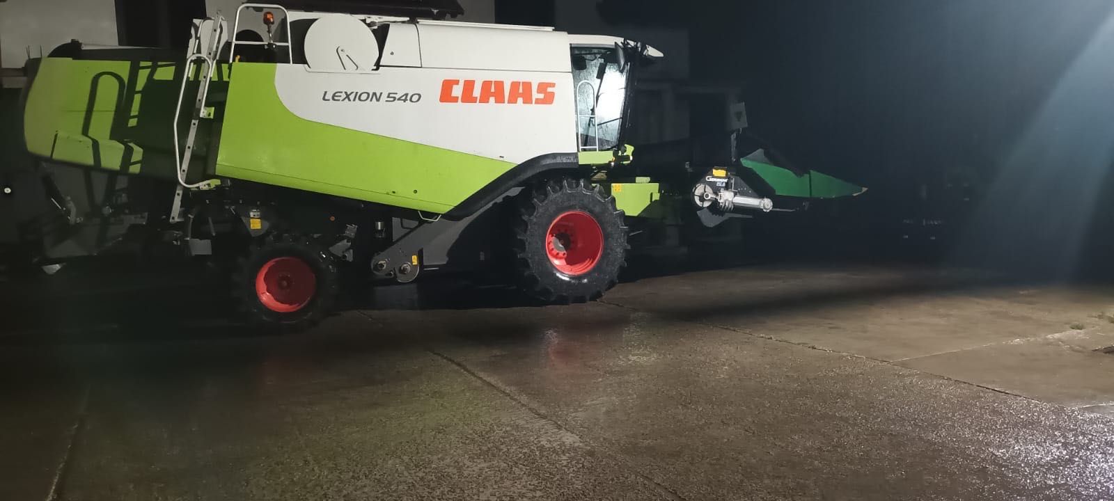 Combina Lexion 540 CLAAS pret nou 84500€