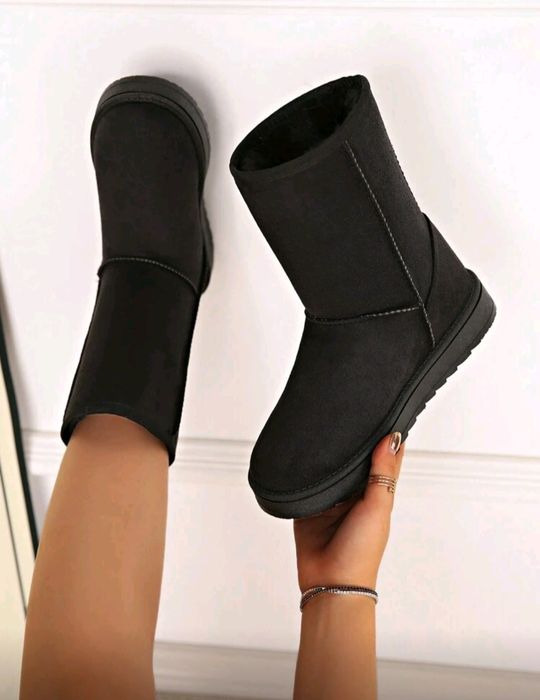 Cizme îmblănite călduroase