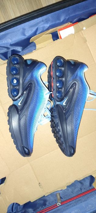 Спортни обувки Nike DN