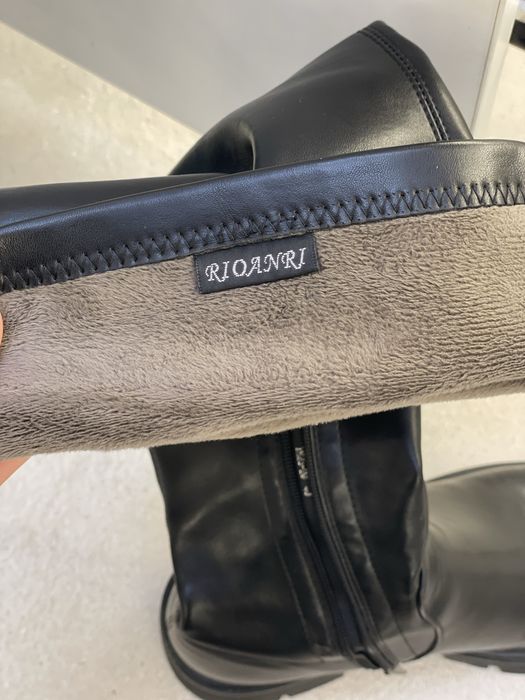 Продаю Ботфорты