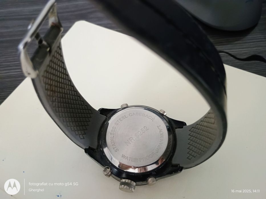 Ceas barbatesc NIRVANA