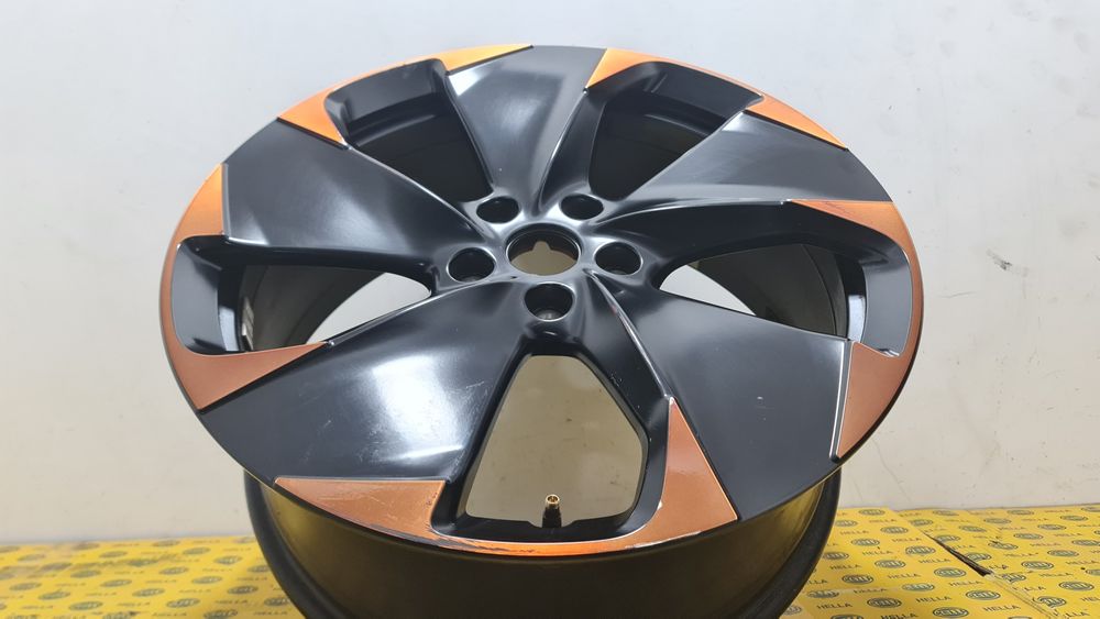 Janta 19 Seat Cupra Typhoon 10E601025L