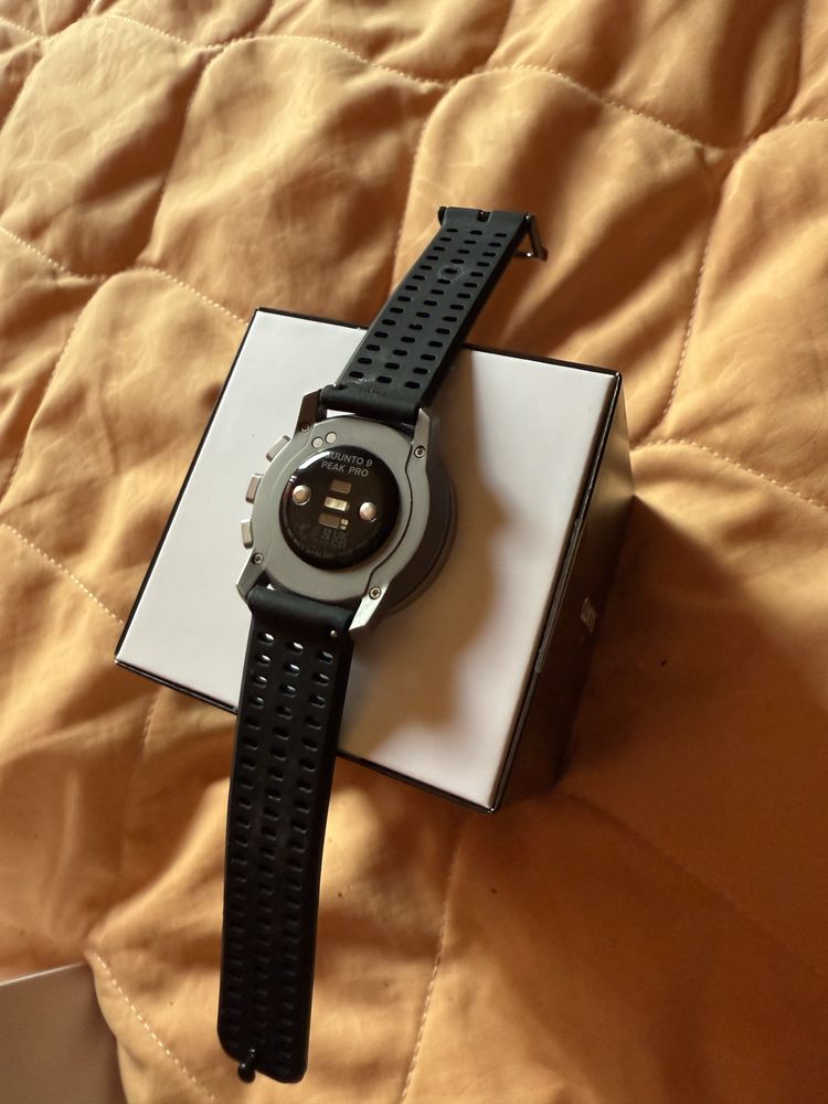 Suunto 9 Peak Pro  като нов