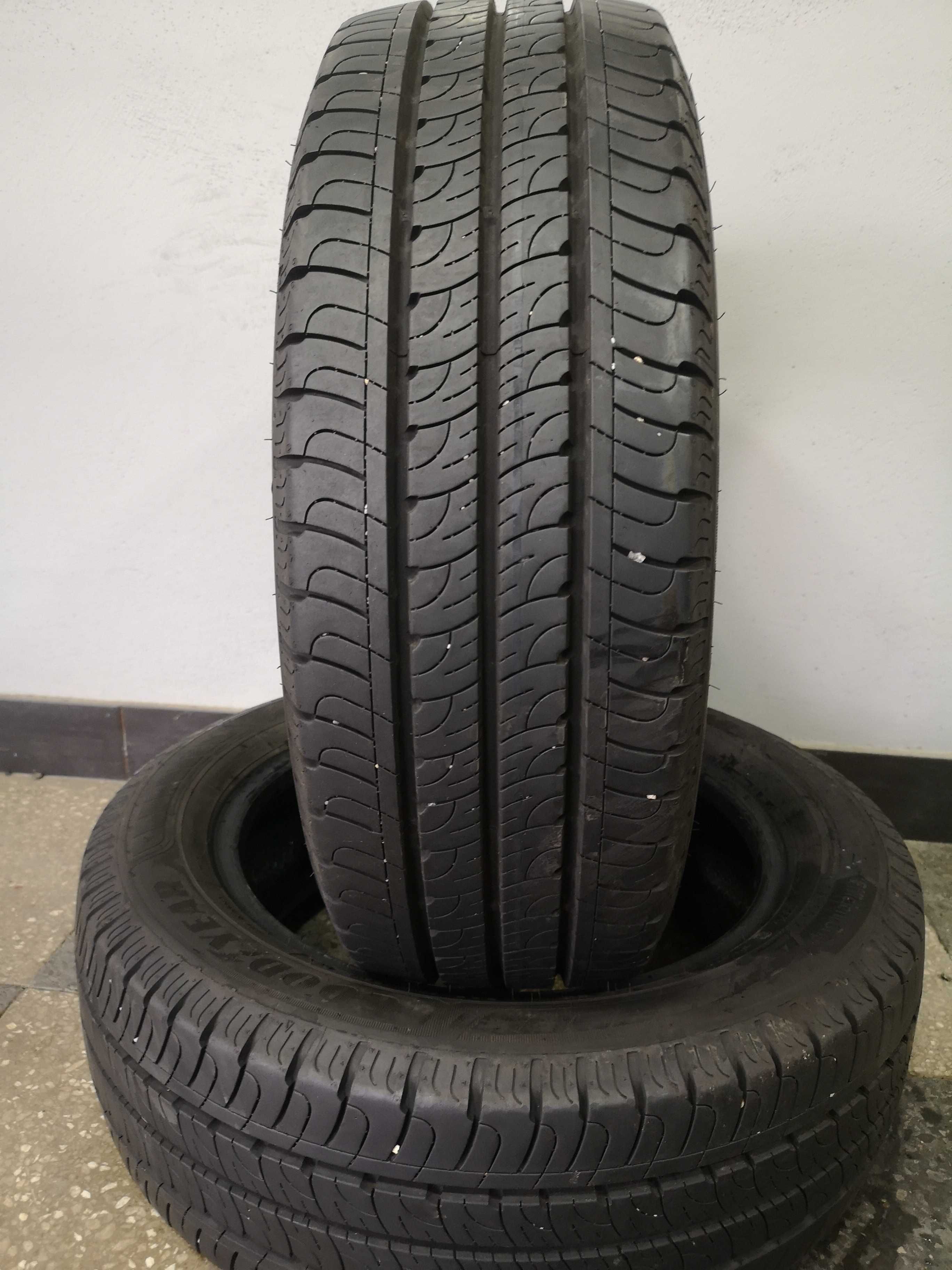 4бр 195/60/16C  GOODYEAR 8мм грайфер дот:21г безплатен монтаж+++