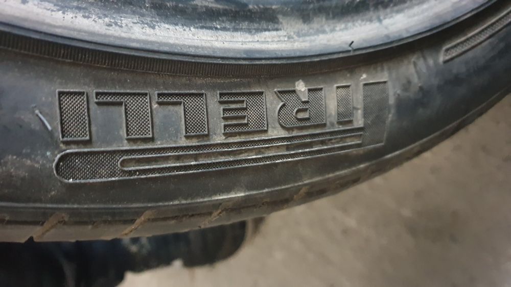 Гума 245 40 19 пирели