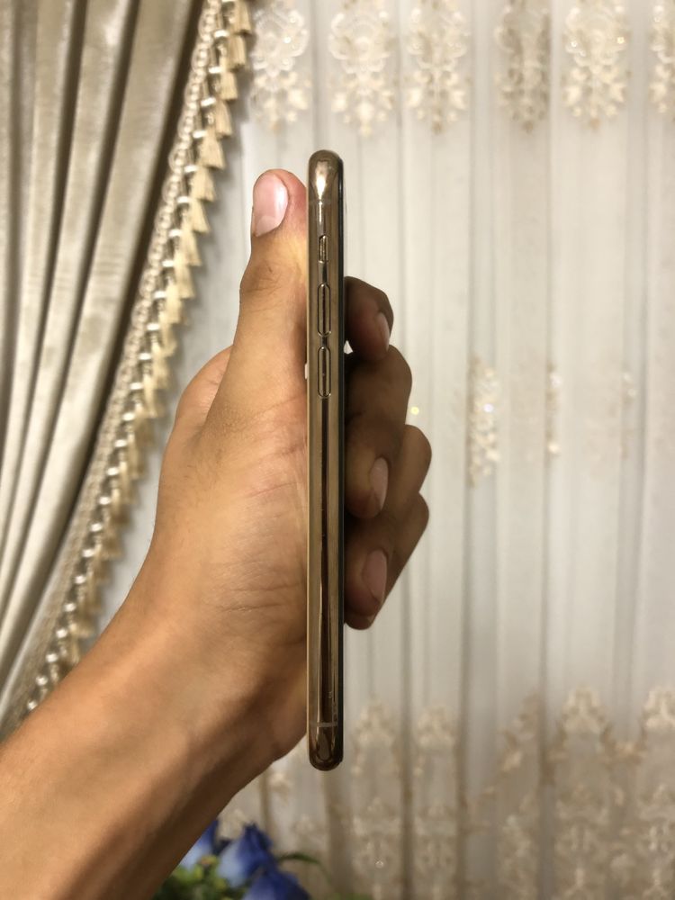 iPhone 11 Pro Srochna Sotiladi