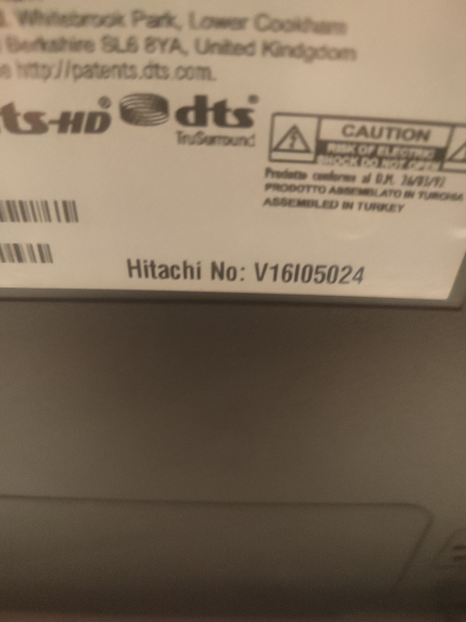 Телевизор HITACHI.