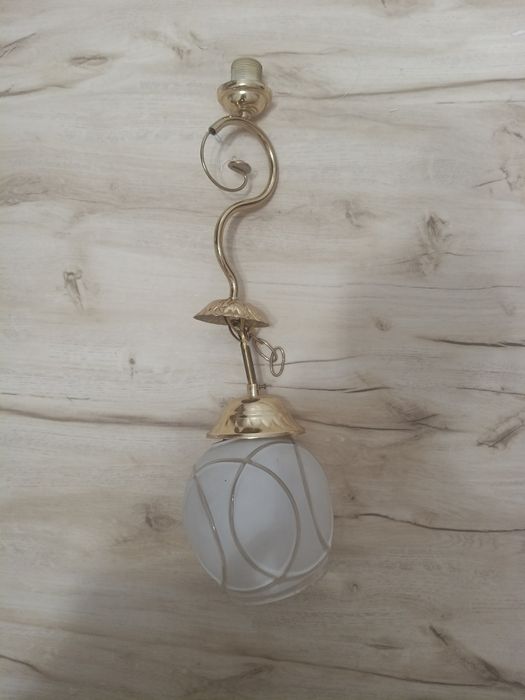 Люстра для комнаты