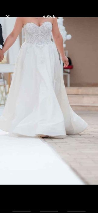 Rochie mireasa La Novia