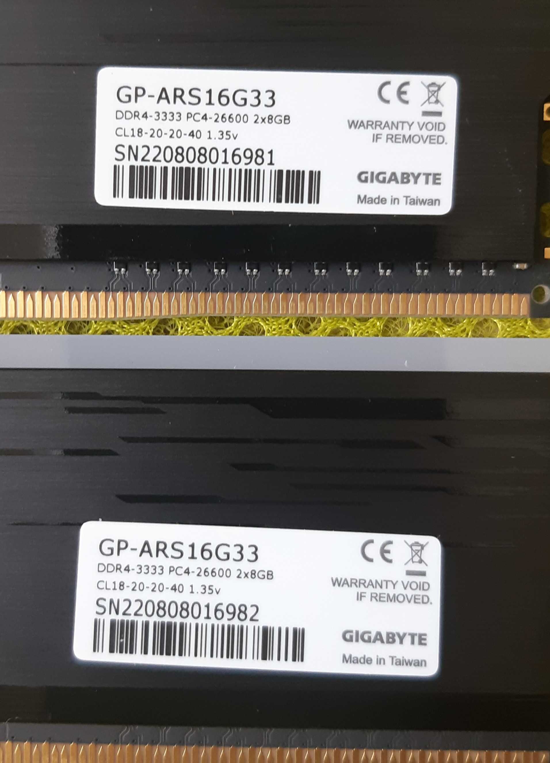 Kit memorii Gaming Aorus RGB 16GB DDR4 3333MHz