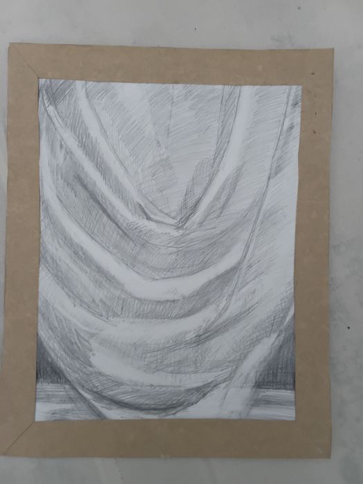 Rasm sotiladi õzim tizgaman qõl mehnati qiziqqala tel qisin