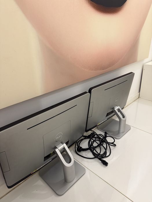 2 x PC-uri All in One DELL, 23inch