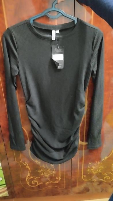 Новый платье купила для себя но не носила вообще