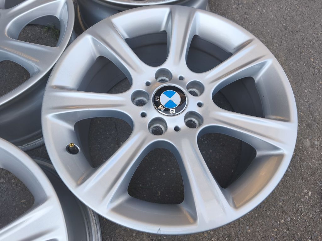 17" оригинални алуминиеви джанти за BMW F30...