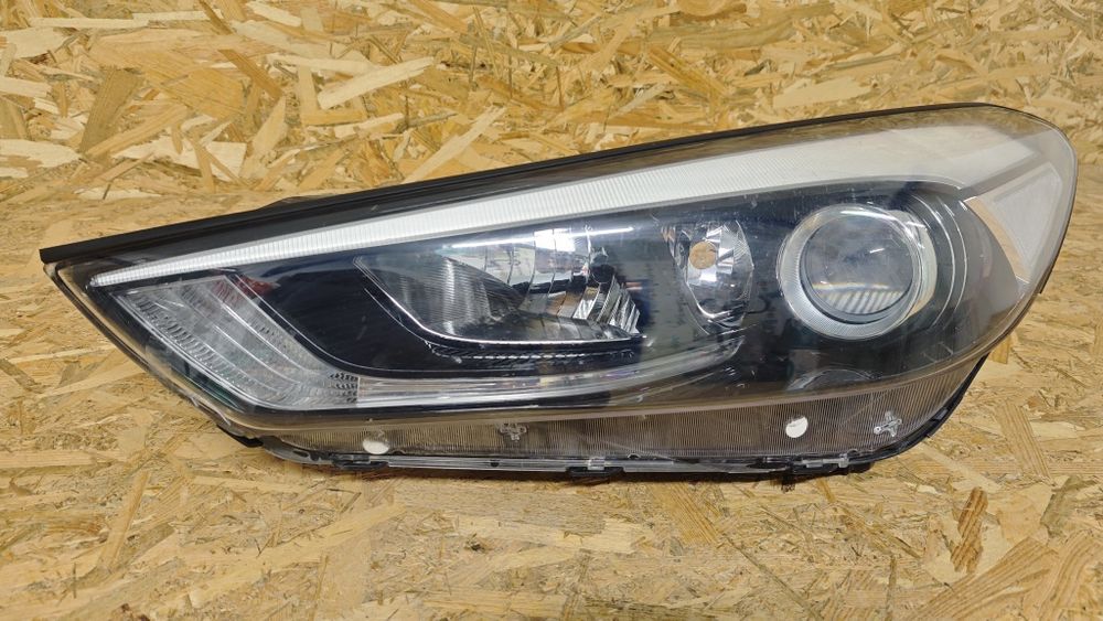 Ляв фар за Хюндай Туксон Hyundai Tucson  LED