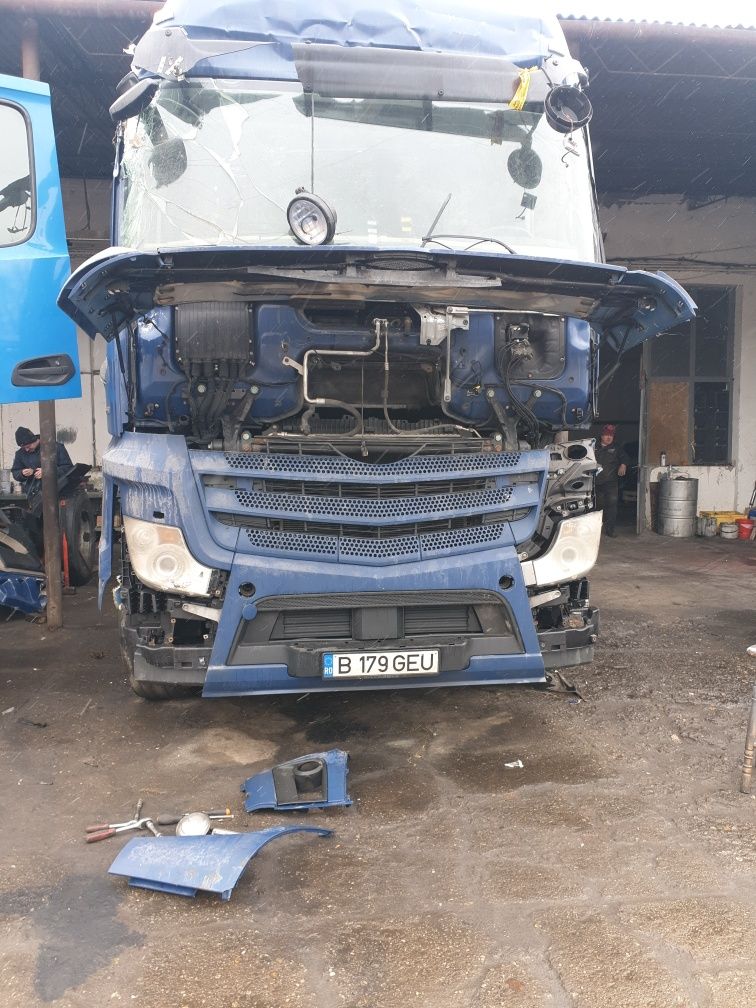 Dezmembrari mercedes actros mp4 euro 6