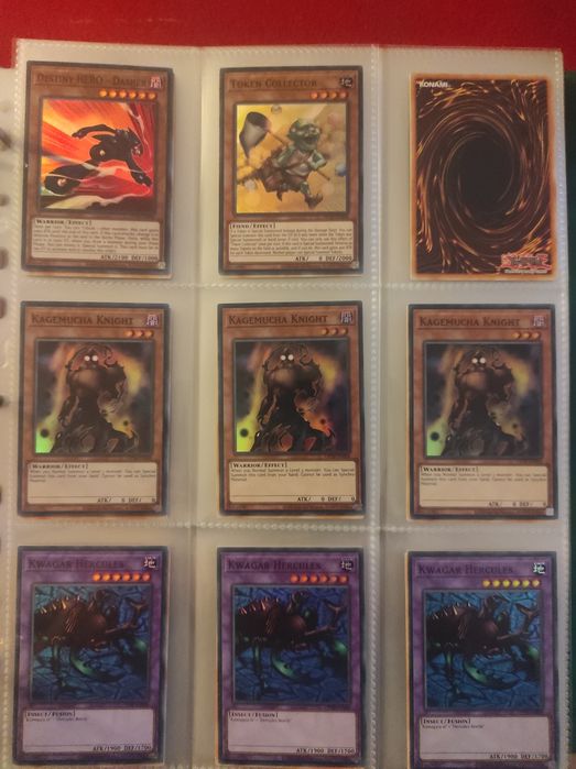 Cărți yu gi oh de vânzare