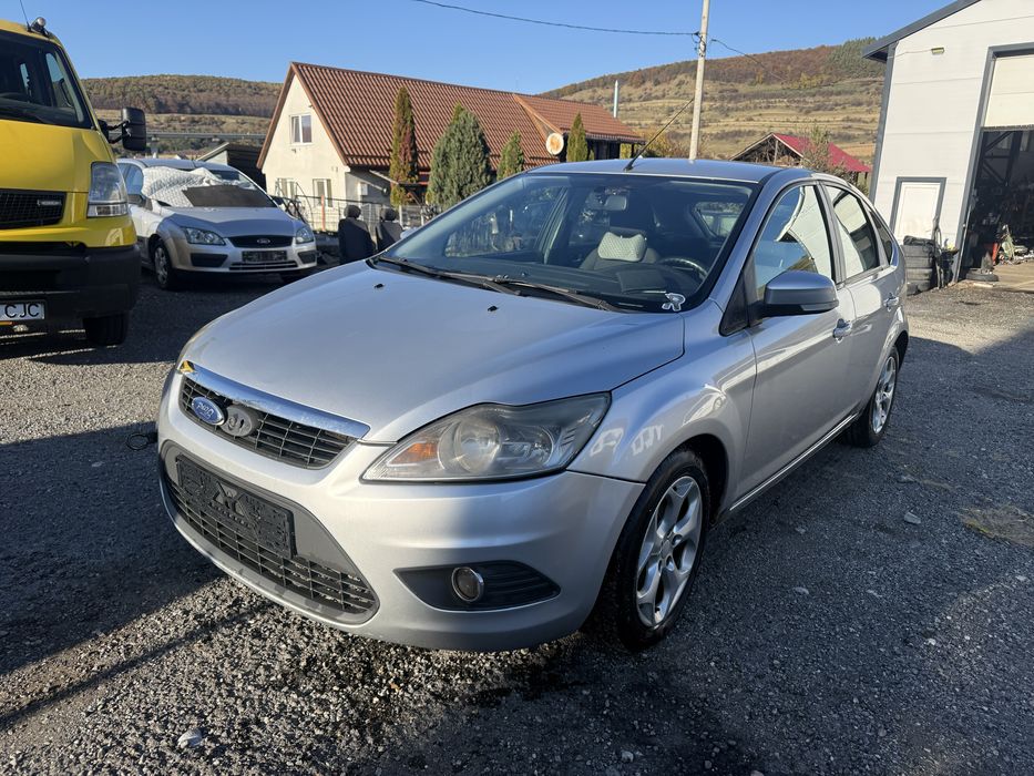 bara fata ford focus 2 facelift an2009 dezmembrari focus2