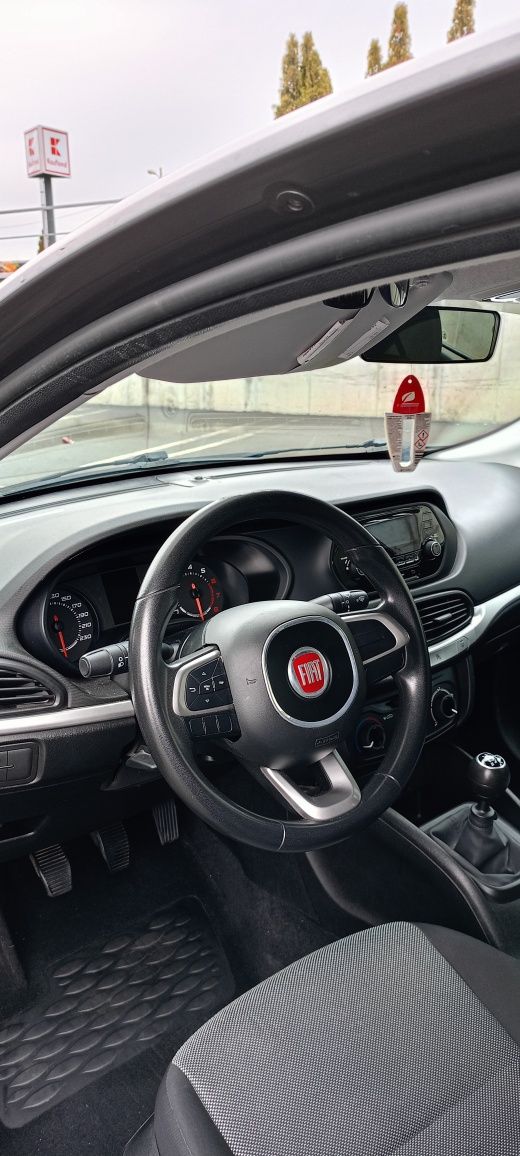 Fiat Tipo 1.4 benzina din 2018 unic proprietar