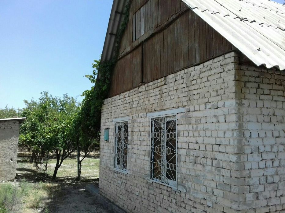 Продается дача 8 соток, в районе Грэса,  не доезжая поста Навбахор