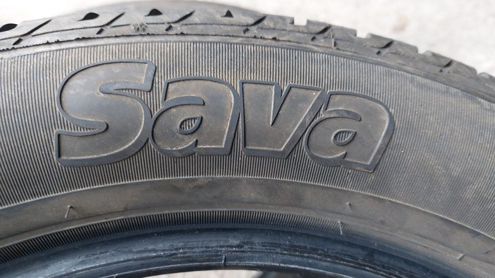 Зимни гуми 215/60/17 Sava Eskimo 2  броя