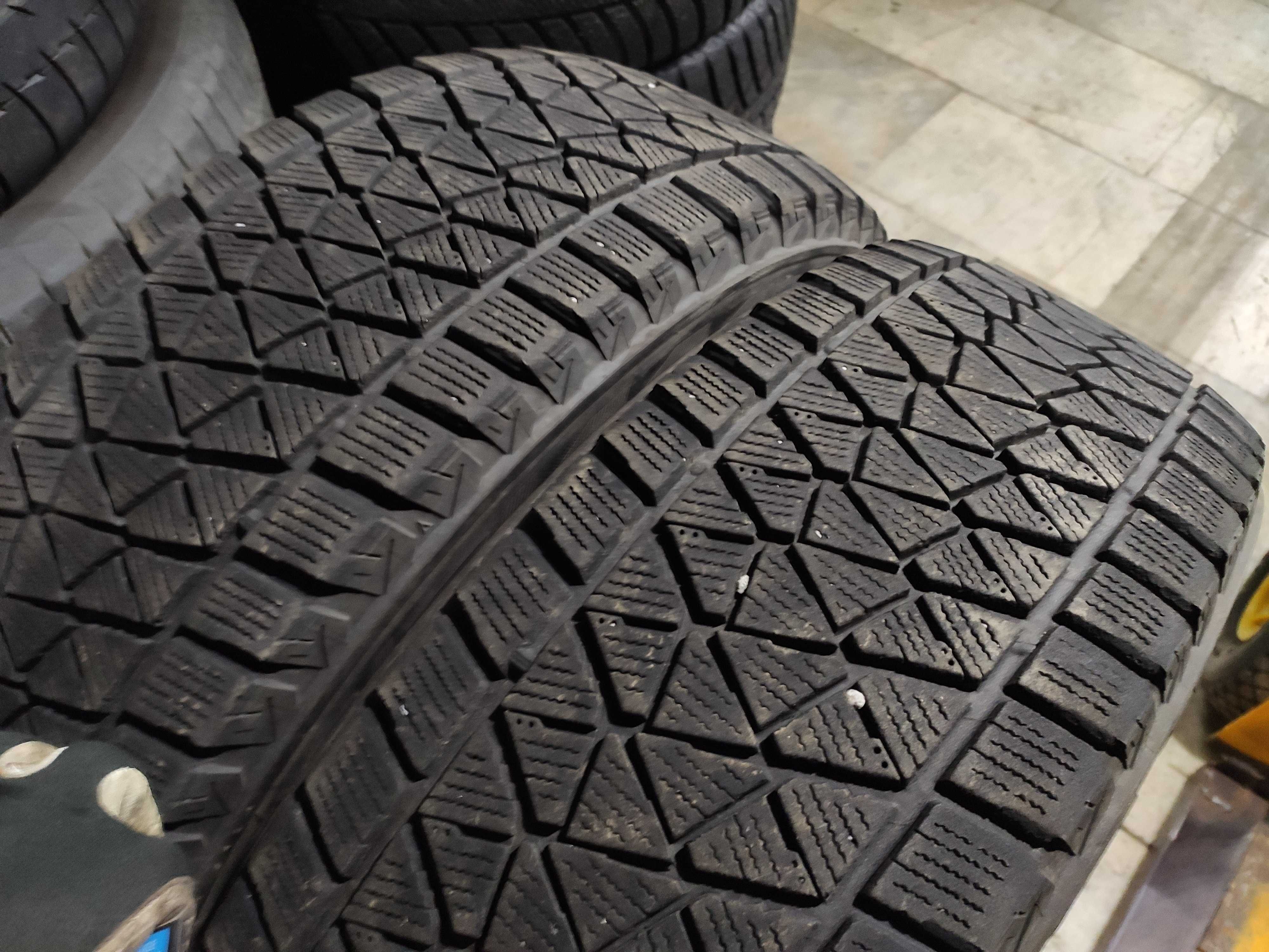 2бр Зимни Гуми 215 65 16 - Bridgestone