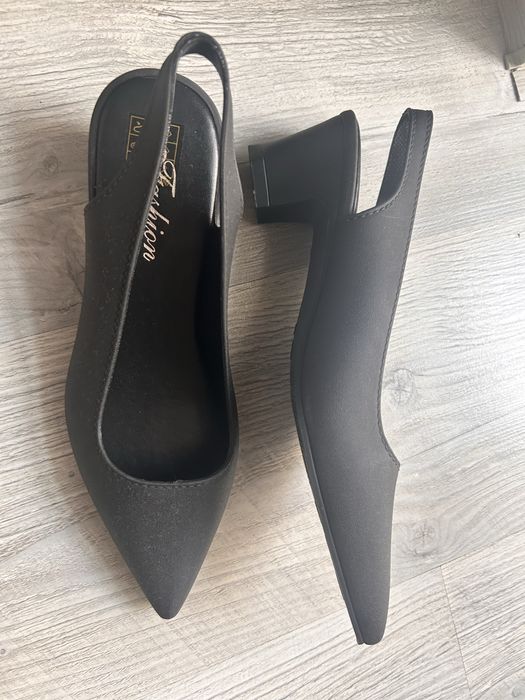 Pantofi dama noi fara eticheta!