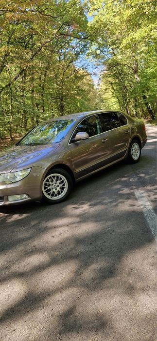 Skoda superb an 2010 automat dsg de 140 cai