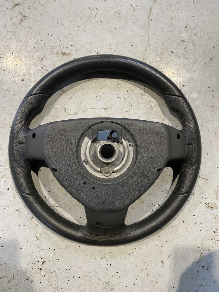 Volan piele perforata cu comenzi Opel Astra H / GTC original