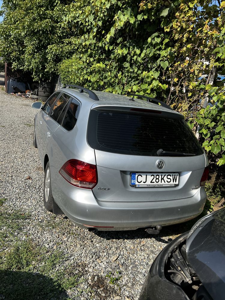 Vand golf 6 cu cutia defecta (automat)