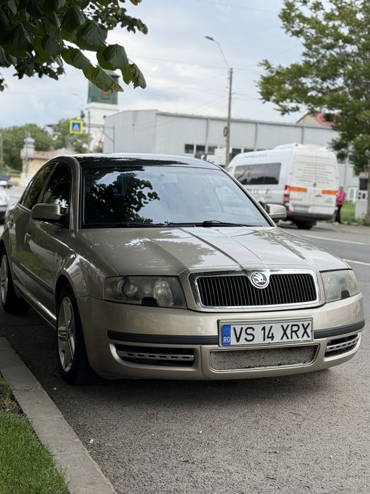 Skoda Superb 1 2005