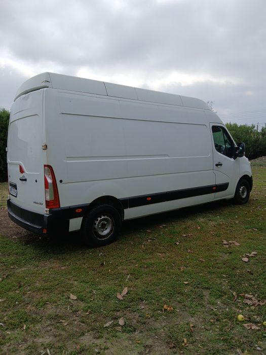 Продавам бус Renault Master! Перфектно състояние