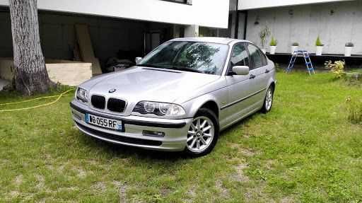 Продам оригинальные легкосплавные диски на автомашину BMW 3